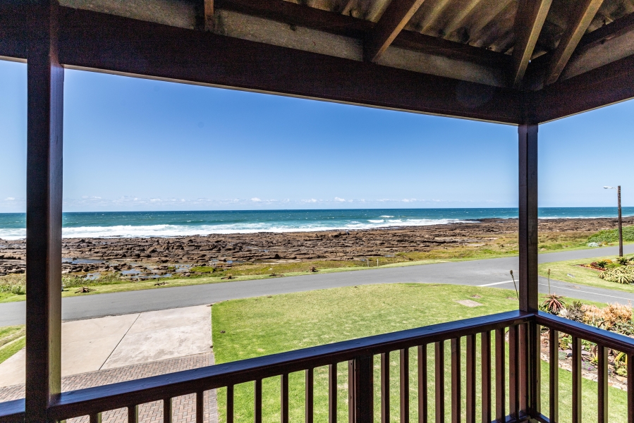 5 Bedroom Property for Sale in Kidds Beach Eastern Cape